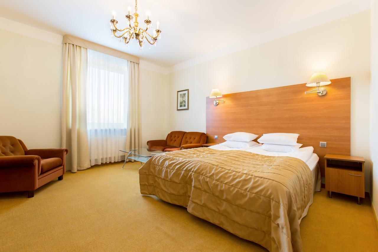 Отель Narva Hotell Нарва